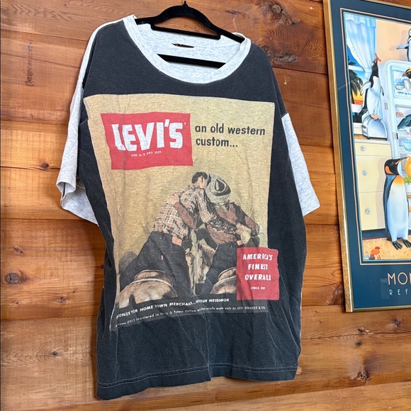 Levi's Other - 1990’S LEVI’S T-Shirt
